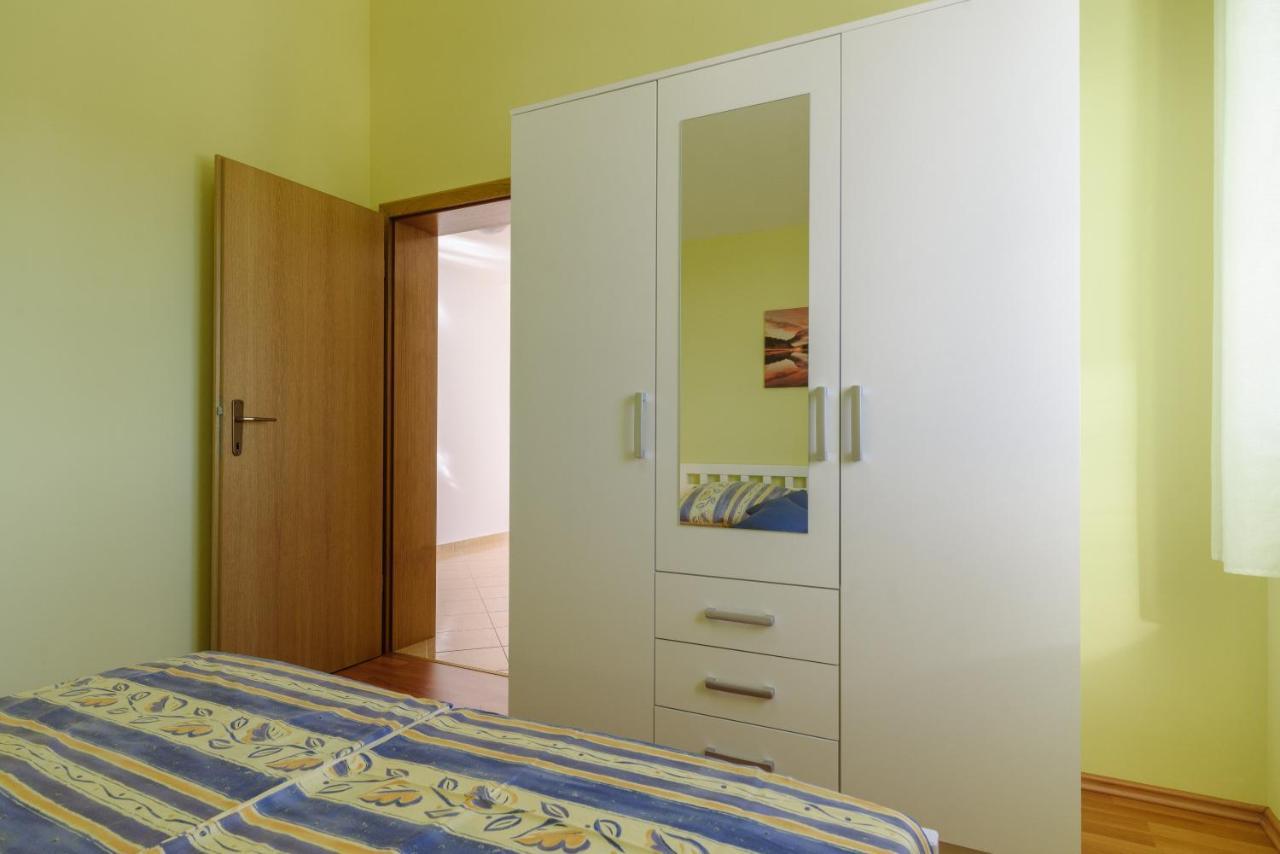 Apartmani Emil Trogir Ngoại thất bức ảnh
