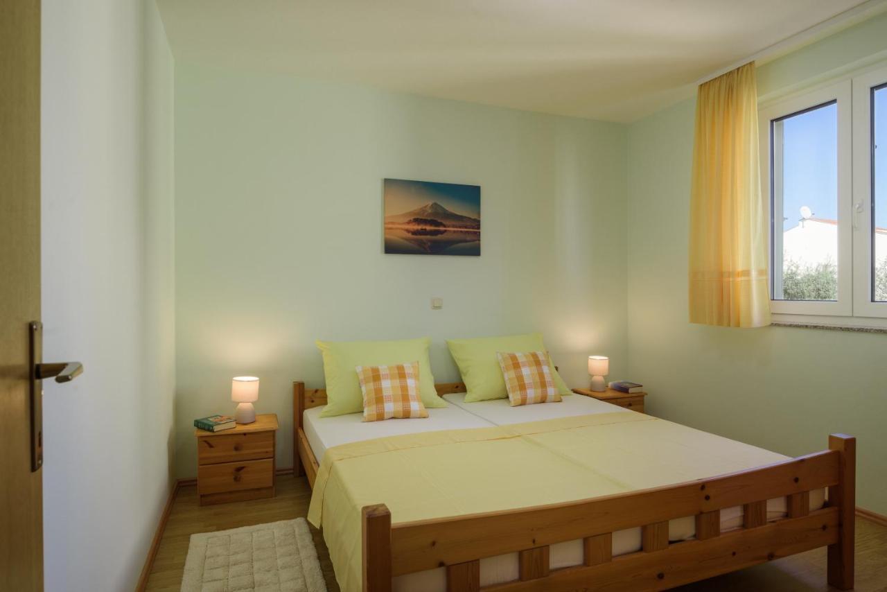 Apartmani Emil Trogir Ngoại thất bức ảnh