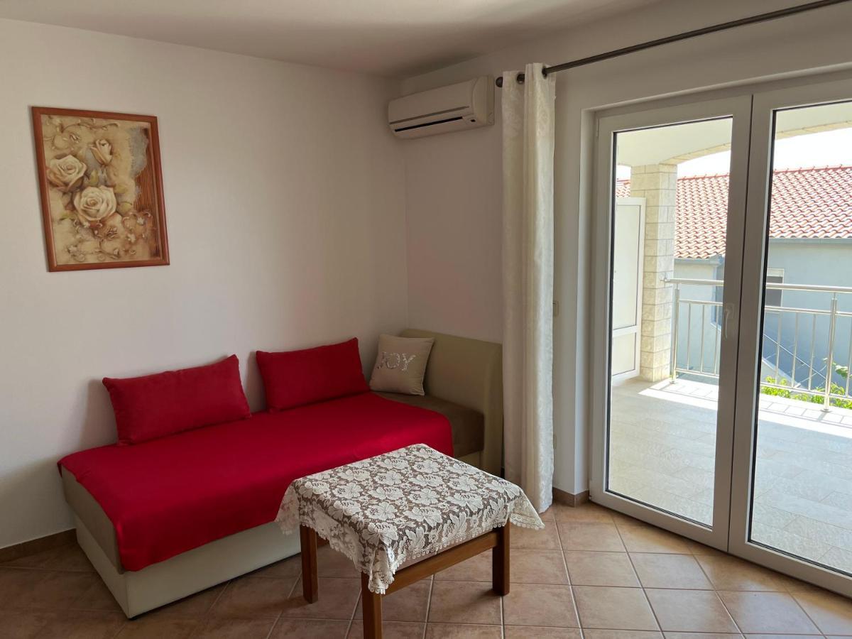Apartmani Emil Trogir Ngoại thất bức ảnh
