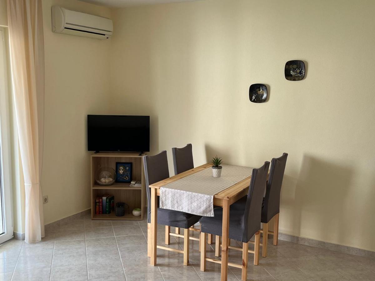 Apartmani Emil Trogir Ngoại thất bức ảnh