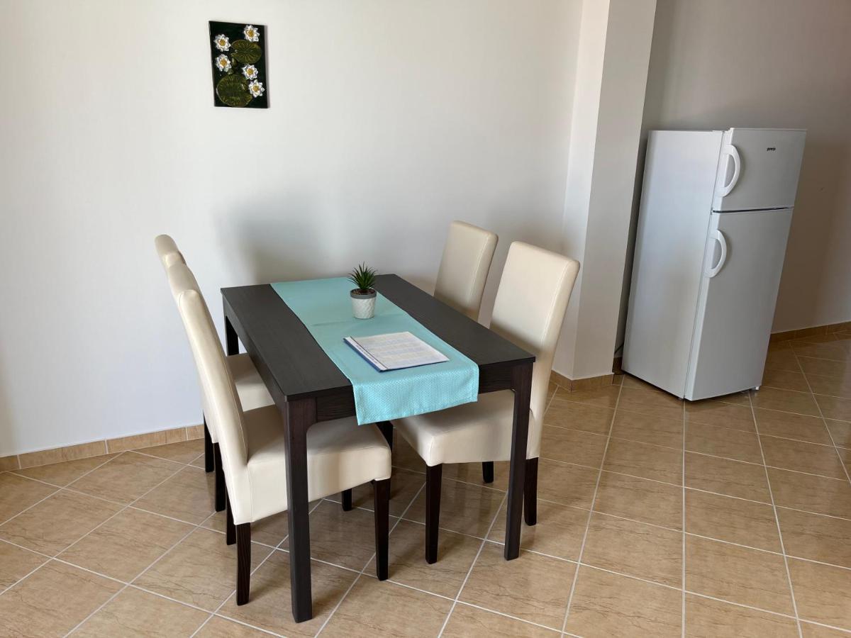 Apartmani Emil Trogir Ngoại thất bức ảnh