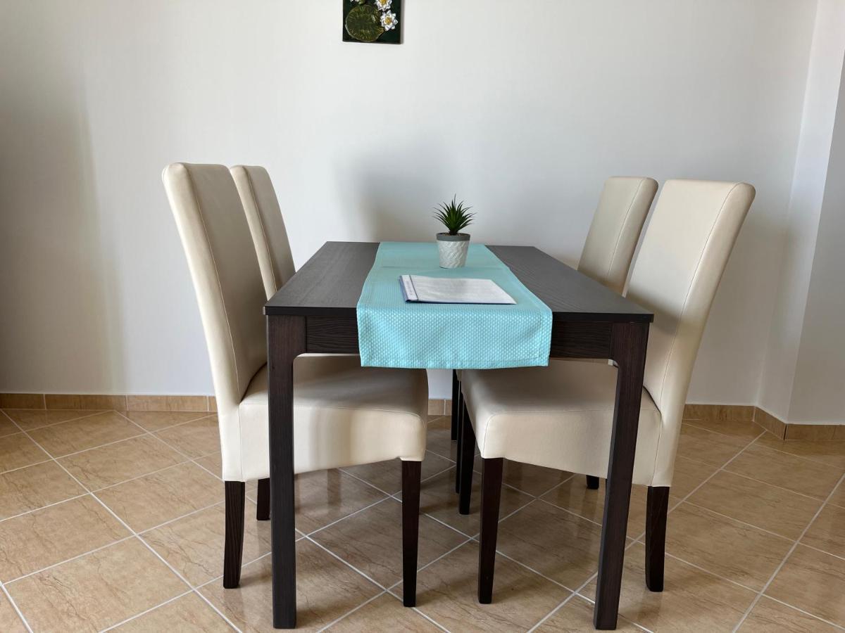 Apartmani Emil Trogir Ngoại thất bức ảnh